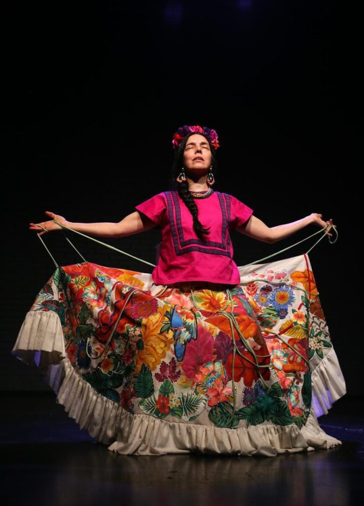 Ana Yovino en Fridas los viernes a las 21hs en el Centro Cultural Rojas